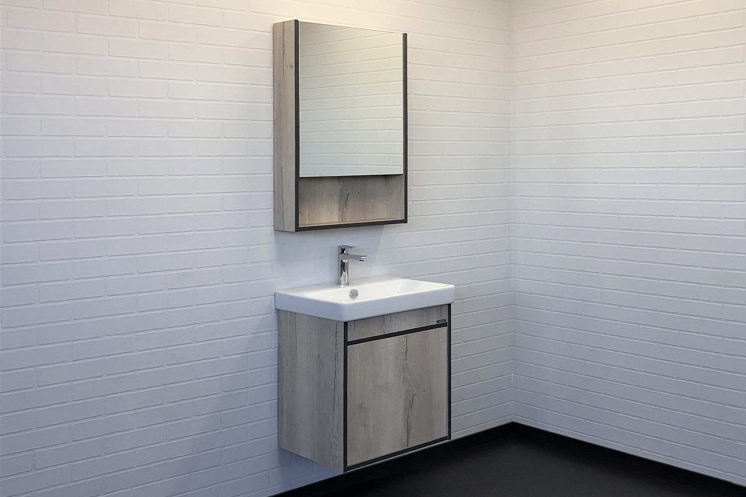 Приобрести сomforty зеркало-шкаф вена-55 дуб дымчатый