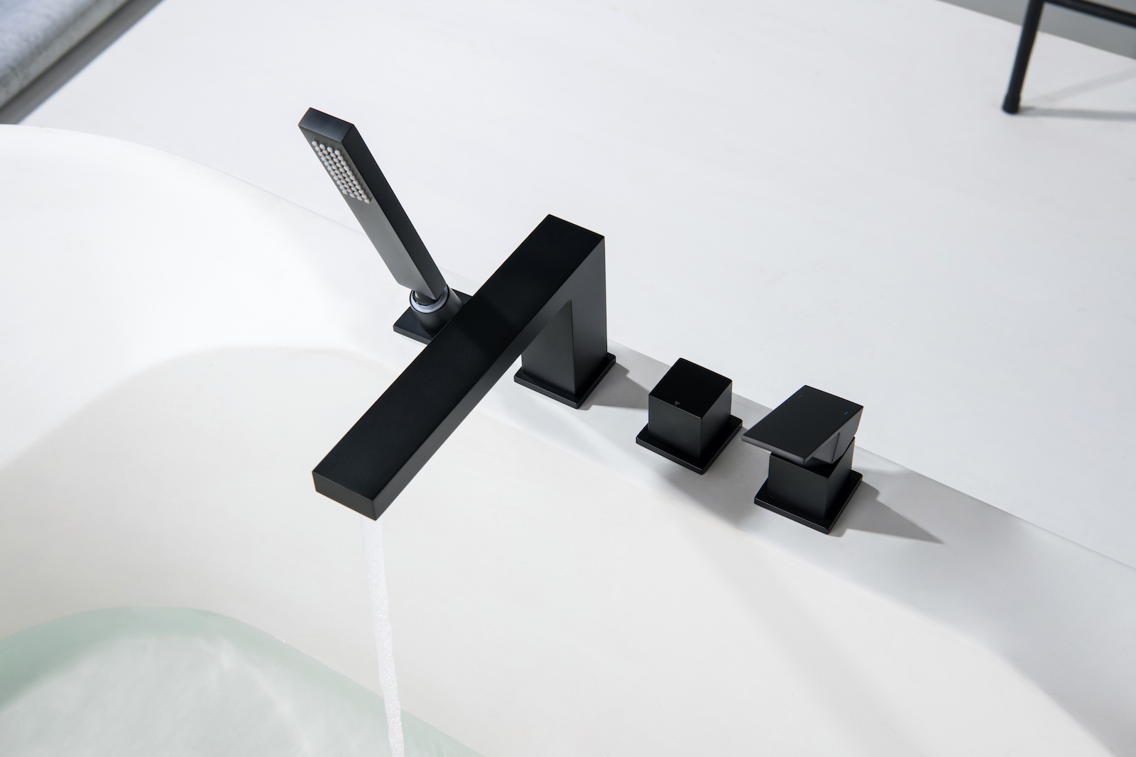 Приобрести смеситель для ванны с душем, врезной timo selene 2130/03y черный