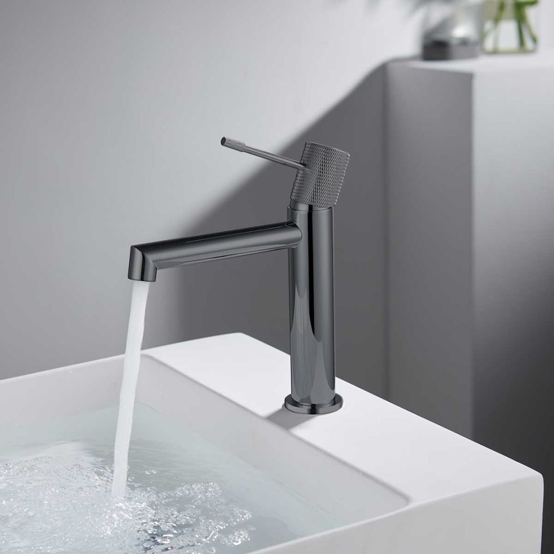 Приобрести vincea смеситель для раковины desire, оружейная сталь vbf-1d1gm